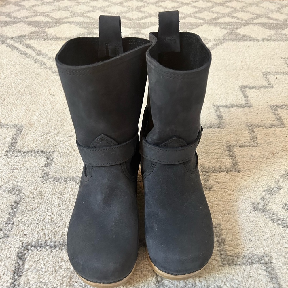 Sven clog boots